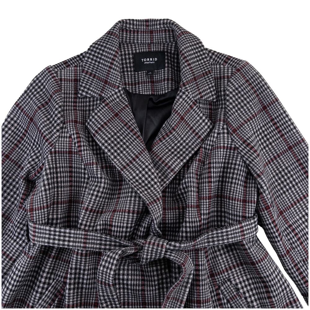 Torrid Plaid Softest Coat Tie Front Women Sz 1 1X 14/16 Gray Red Preppy Classic - Picture 7 of 14